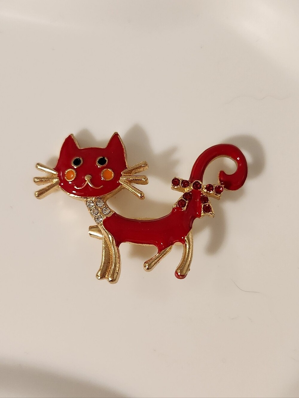 Red Cat Enamel Pin Brooch - Pet Fashion Accent